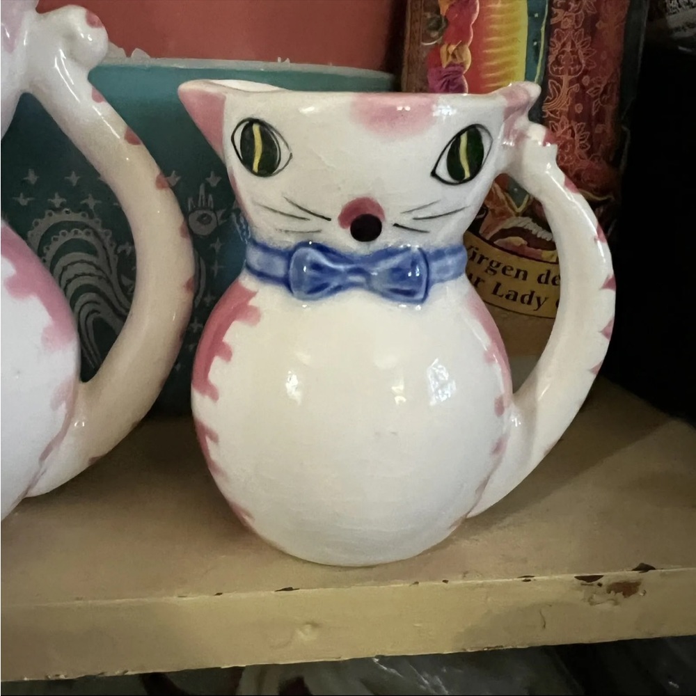 Vtg Lipper Mann Anthropomorphic Kitty Cat Pink Creamers Pitchers Pair - Picture 5 of 11